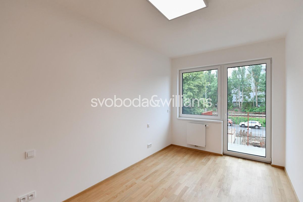 Pronájem bytu 2+kk 53 m² – fotografie 3