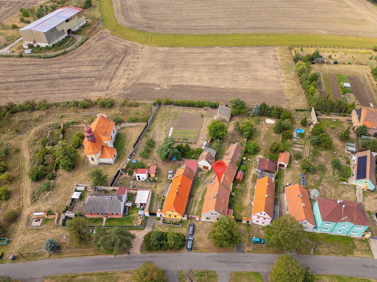Prodej rodinného domu 110 m², pozemek 1987 m² – fotografie 2