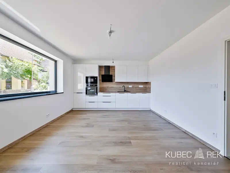 Prodej bytu 2+kk 62 m², Veselí nad Lužnicí – náhled fotky 1