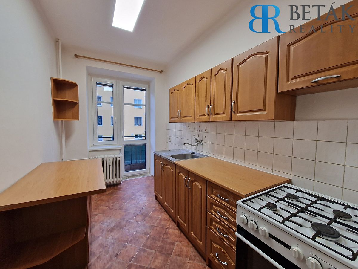 Pronájem bytu 2+1 57 m² – fotografie 2