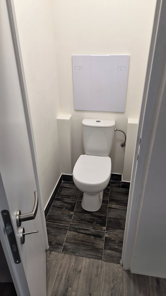 Pronájem bytu 2+1 56 m² – fotografie 3