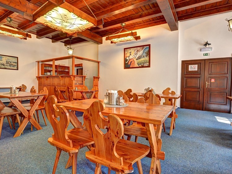 Haus zum Kauf, 793 m² (3 von 34)