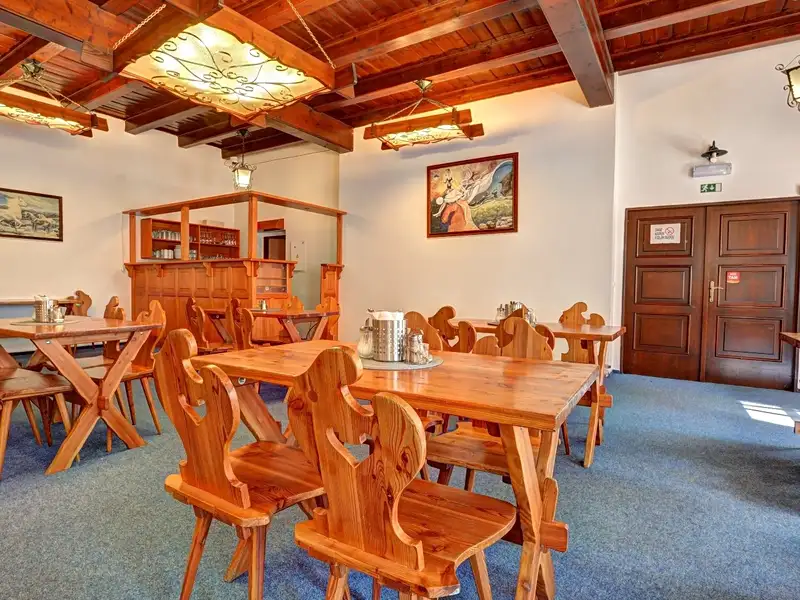 Prodej chalupy 793 m², pozemek 3563 m², Strážné – náhled fotky 3