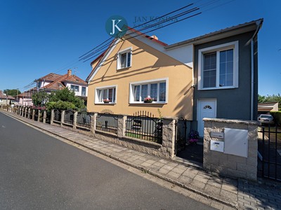 Prodej  rodinného domu 235 m², pozemek 783 m²