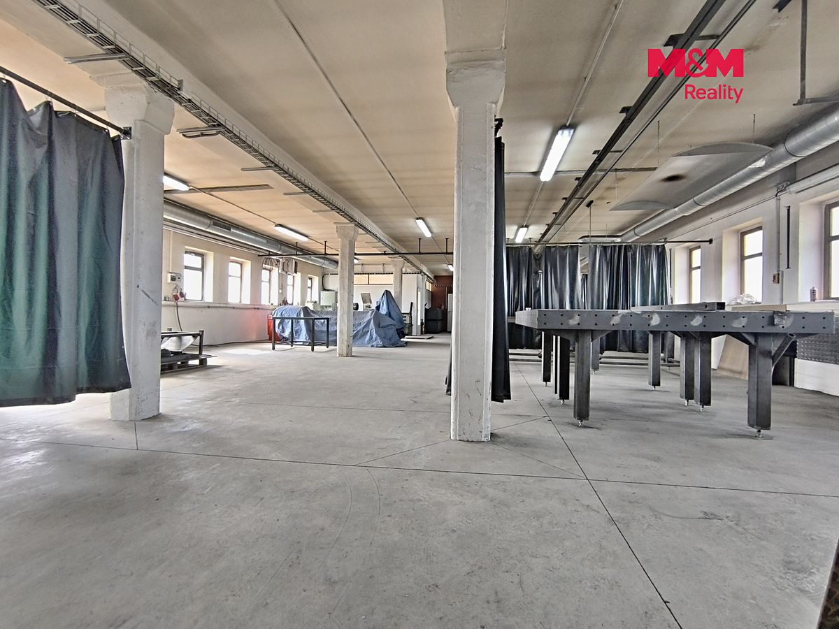 Prodej výrobní haly, prostoru 1393 m² – fotografie 2