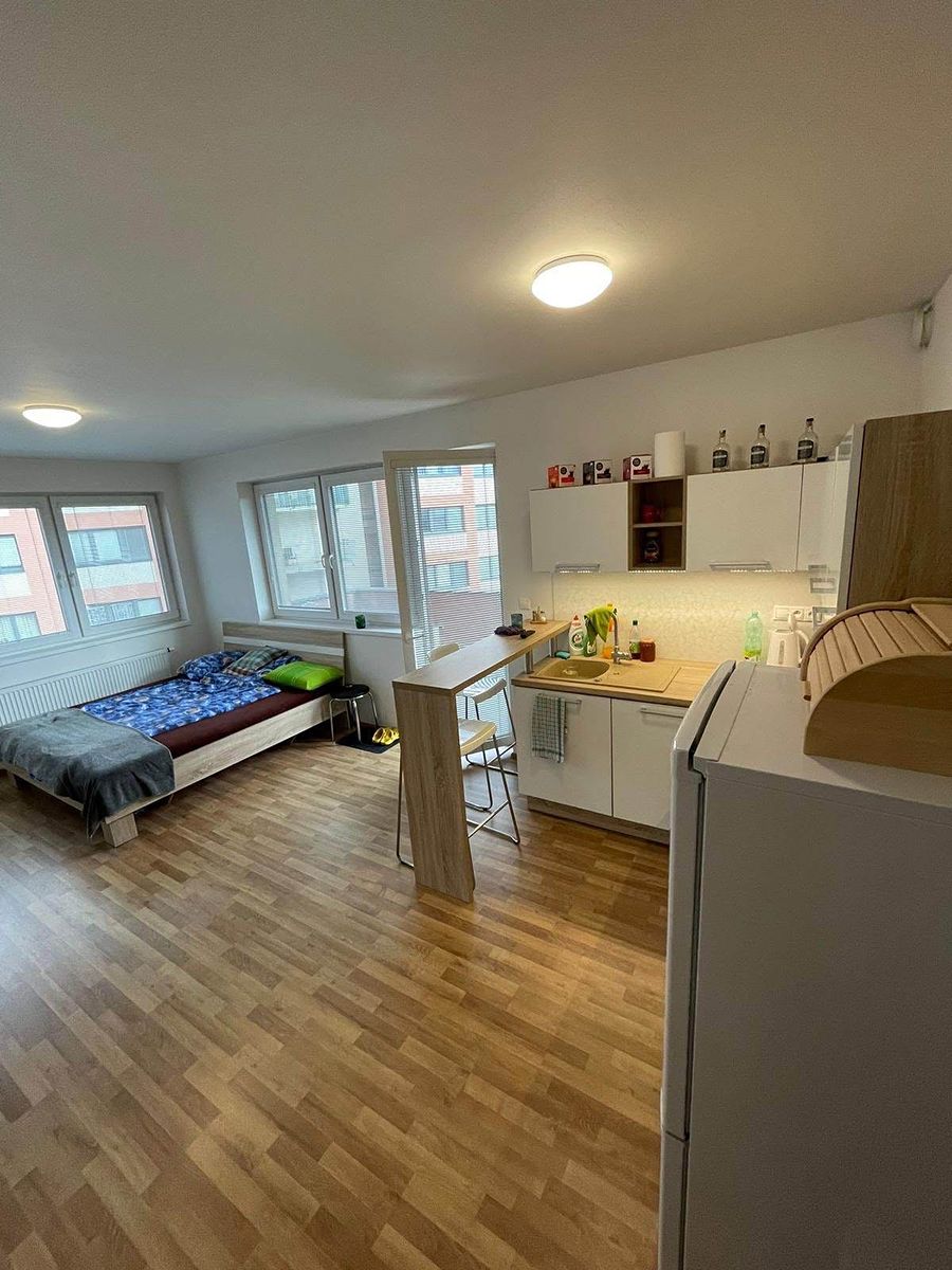 Pronájem bytu 2+kk 50 m² – fotografie 5