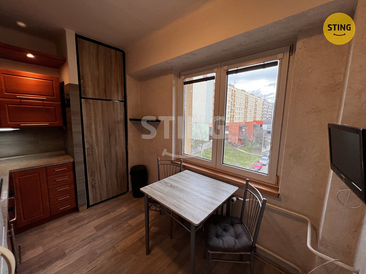 Pronájem bytu 2+1 59 m² – fotografie 3