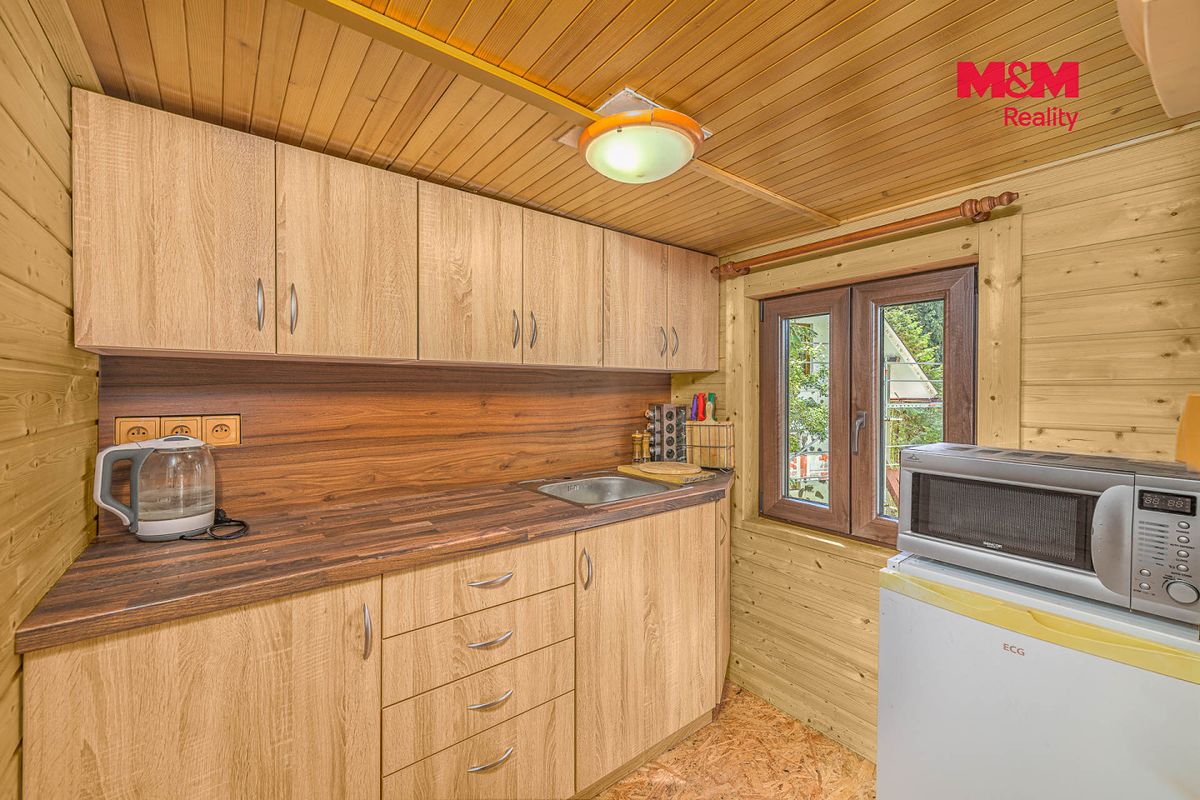Prodej chaty 42 m², pozemek 175 m² – fotografie 5