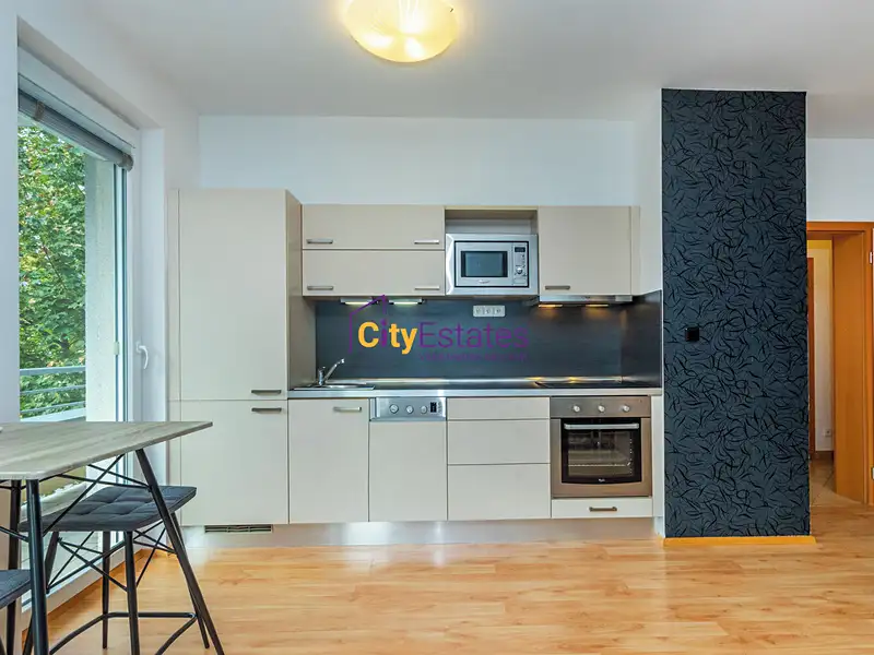 Prodej bytu 2+kk 61 m², Praha – náhled fotky 2
