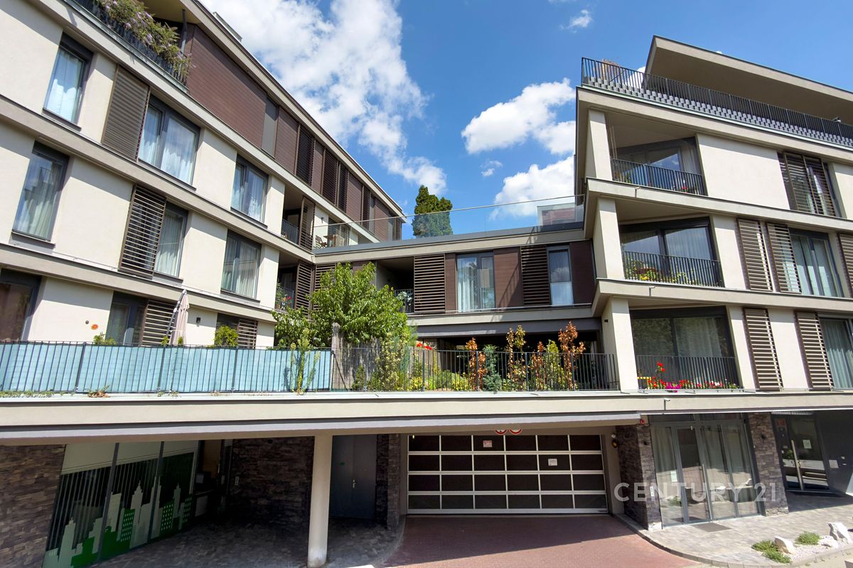 Prodej bytu 4+kk 151 m²