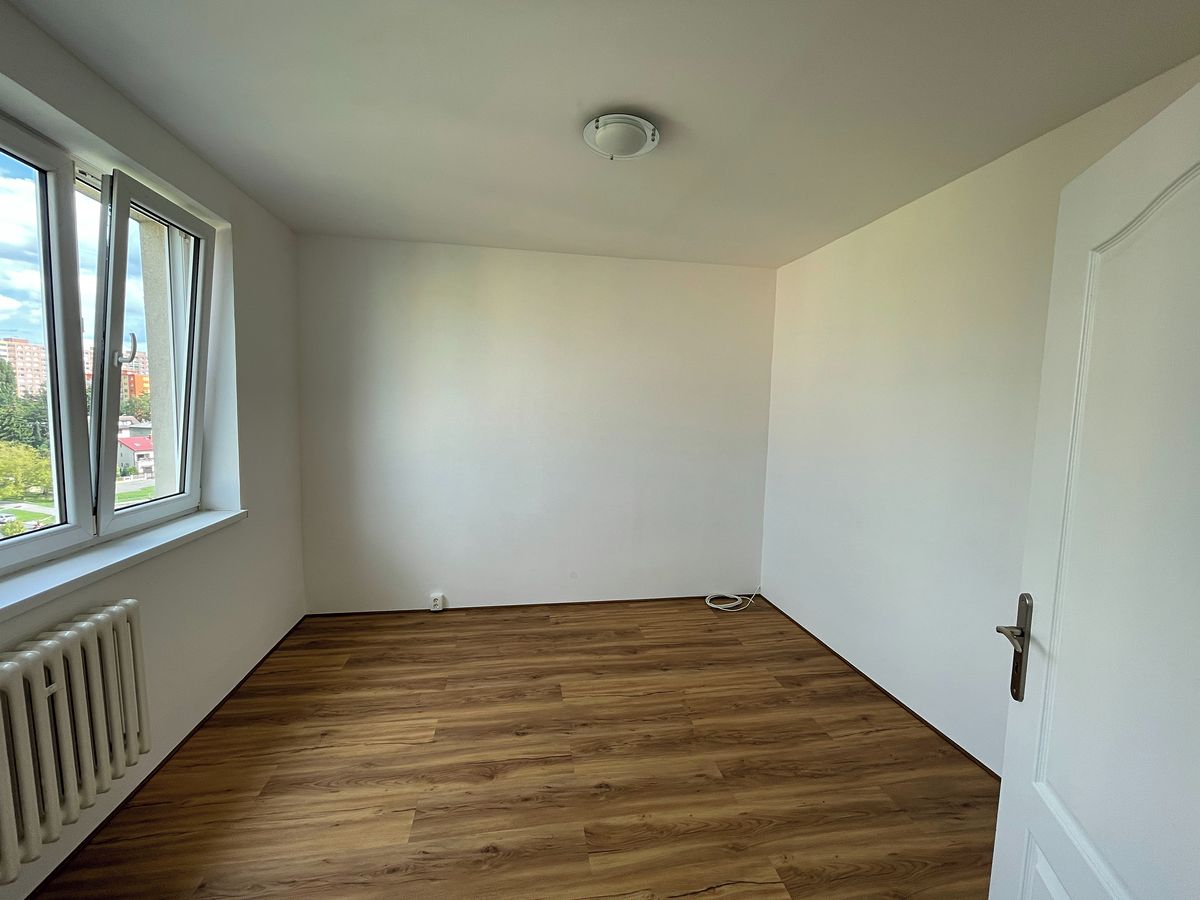 Pronájem bytu 3+1 67 m² – fotografie 3