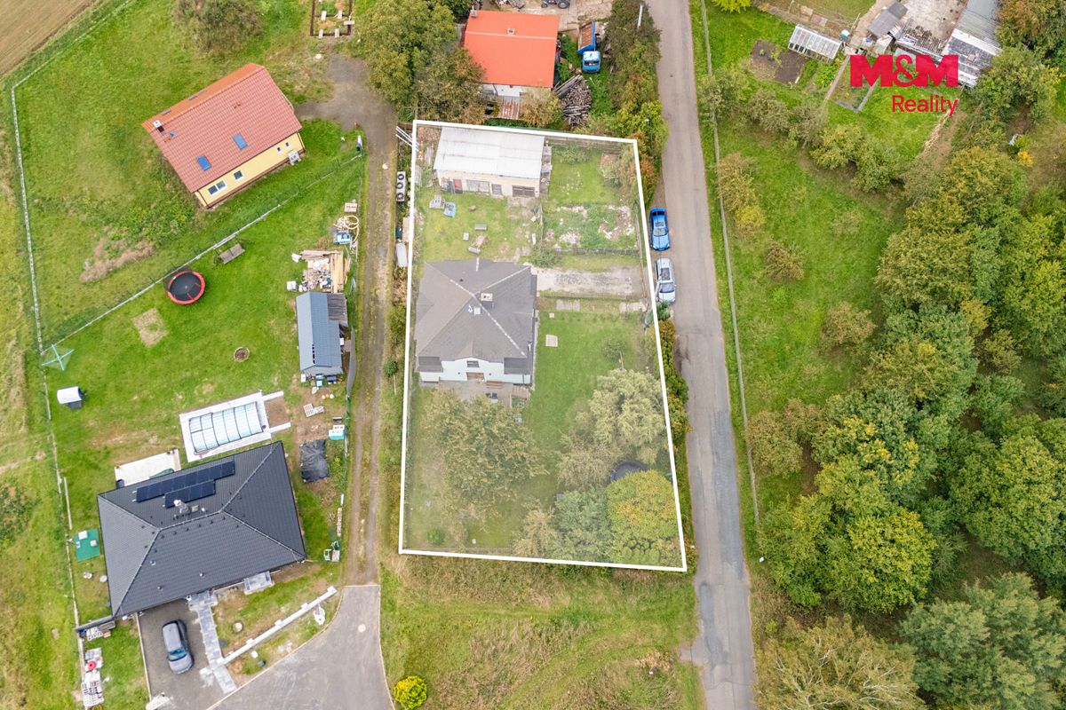 Prodej rodinného domu 151 m², pozemek 1056 m² – fotografie 3