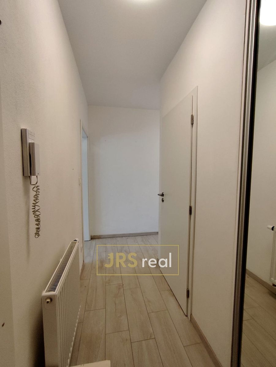 Pronájem bytu 2+kk 55 m² – fotografie 5