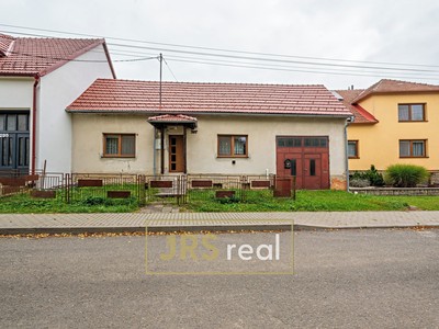 Prodej  rodinného domu 141 m², pozemek 1 792 m²