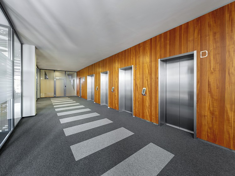 Pronájem komerčního prostoru, 1 510 m² (6 z 9)