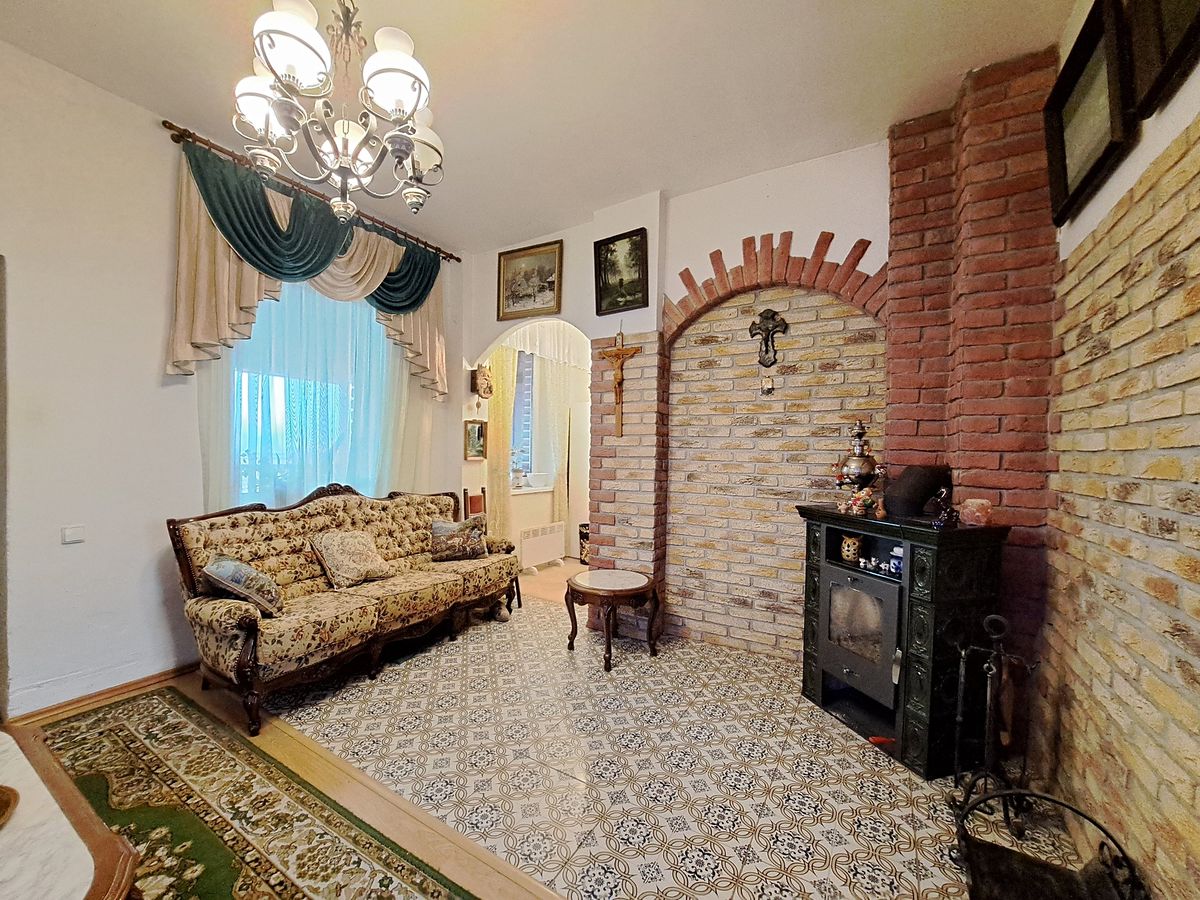 Prodej vícegeneračního domu 250 m², pozemek 451 m² – fotografie 4
