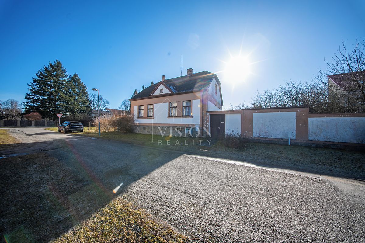 Prodej rodinného domu 117 m², pozemek 1348 m² – fotografie 2