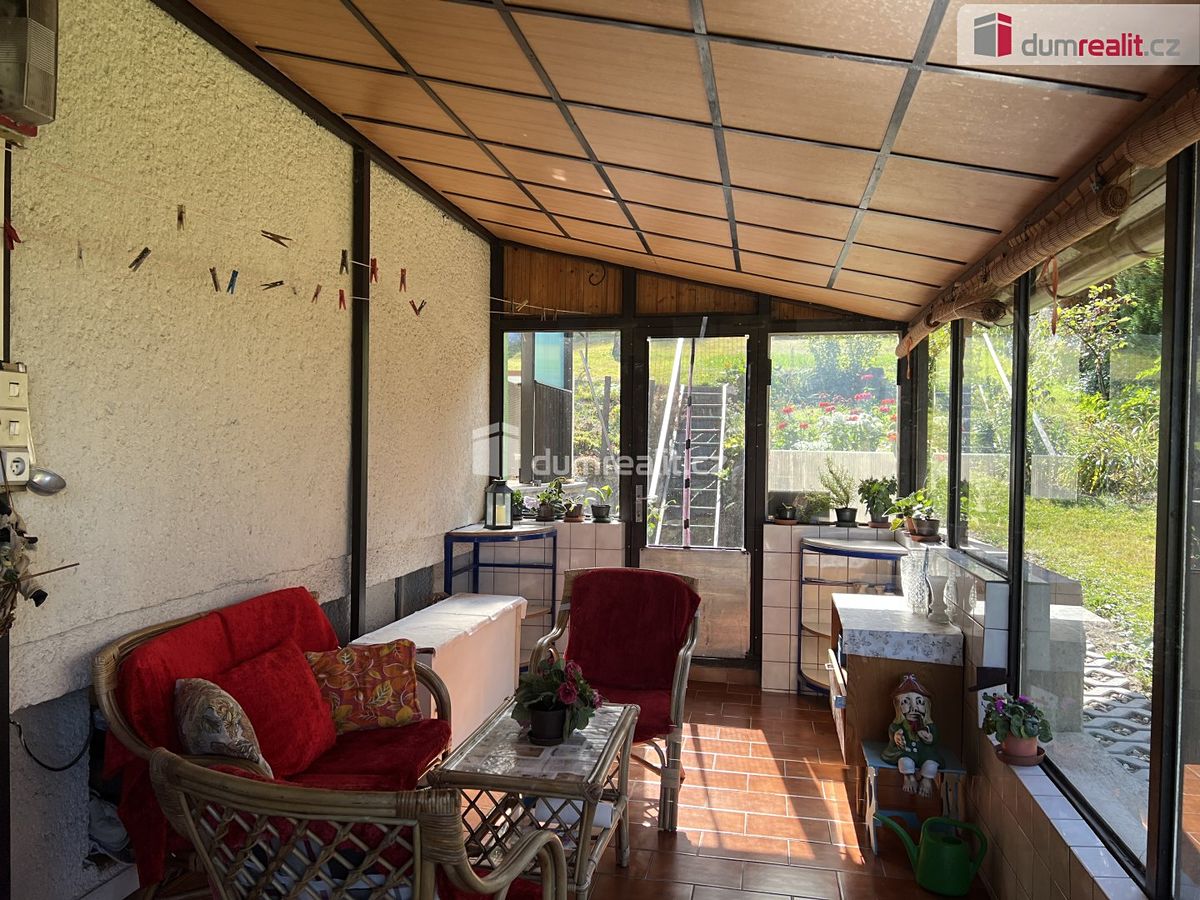 Prodej rodinného domu 220 m², pozemek 709 m² – fotografie 5
