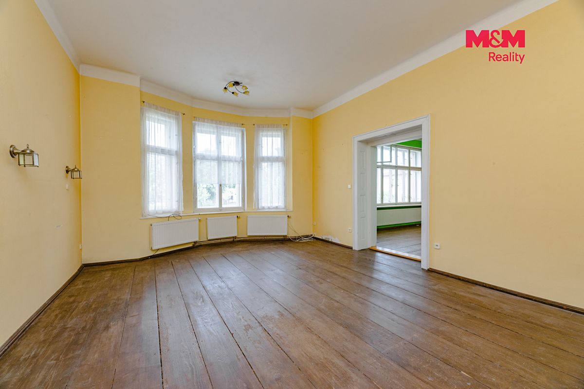 Prodej rodinného domu 200 m², pozemek 408 m² – fotografie 3
