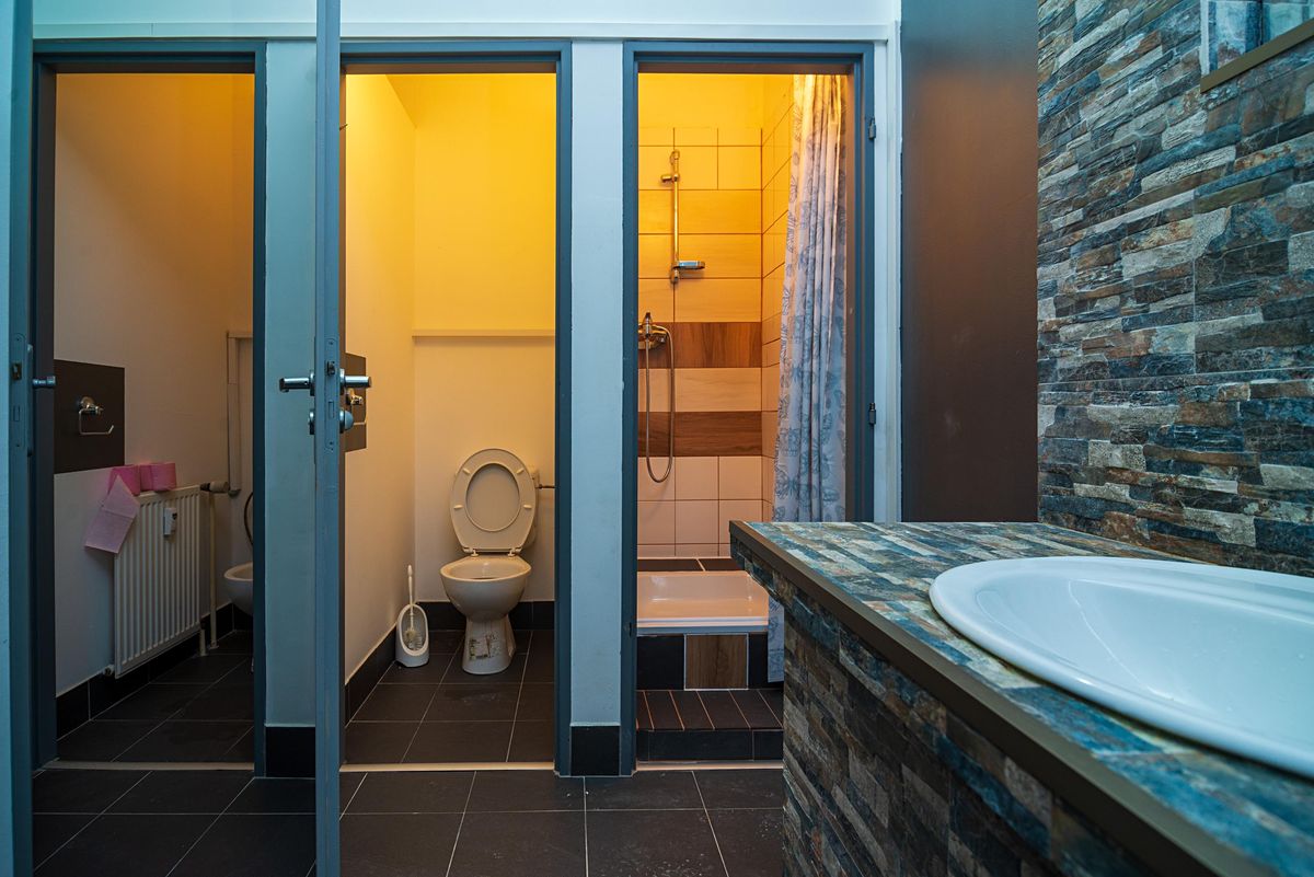 Pronájem bytu pokoje 11 m² – fotografie 3
