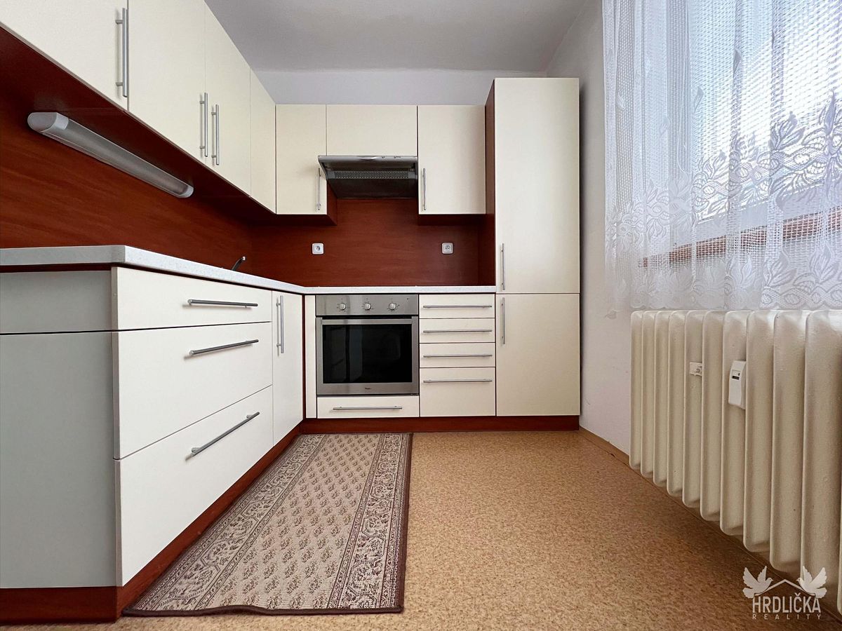 Pronájem bytu 2+1 50 m² – fotografie 2