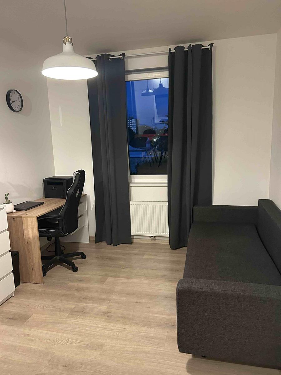 Pronájem bytu 2+kk 45 m² – fotografie 2