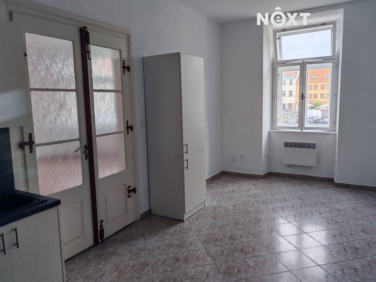 Pronájem bytu 2+1 75 m² – fotografie 2