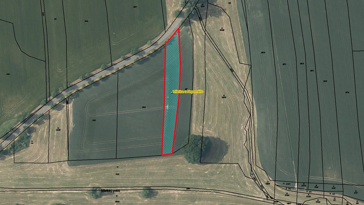 Prodej pole 2674 m²