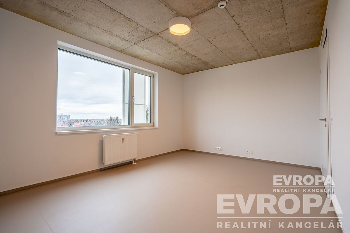 Pronájem bytu 1+kk 29 m²
