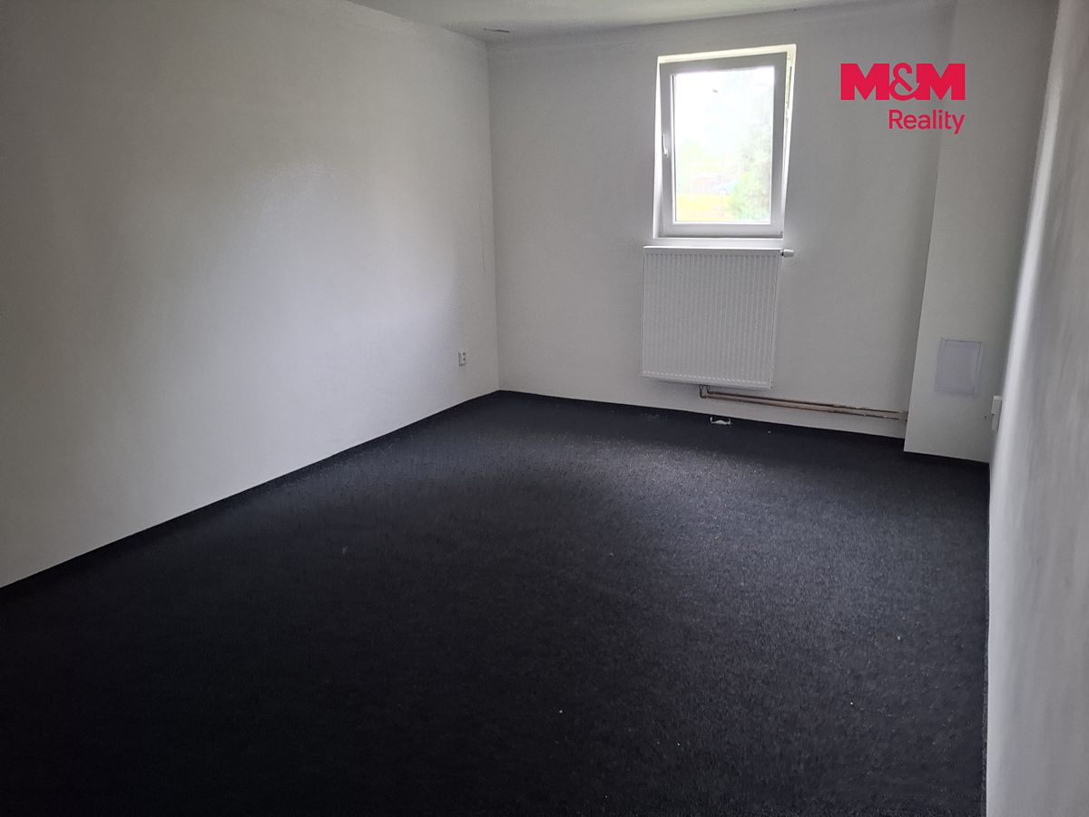Pronájem bytu 2+kk 40 m² – fotografie 3