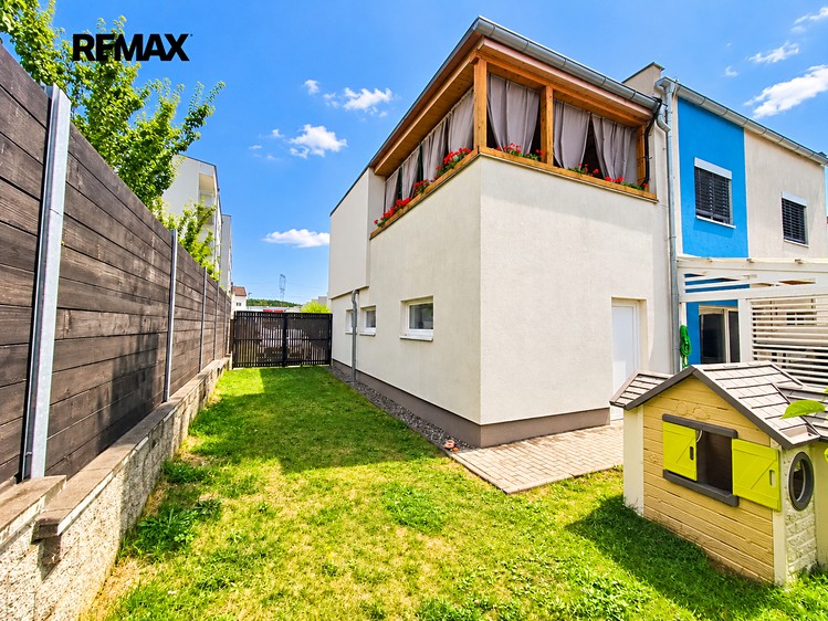 Квартира 3+kk в оренду, 74 м² (29 з 31)