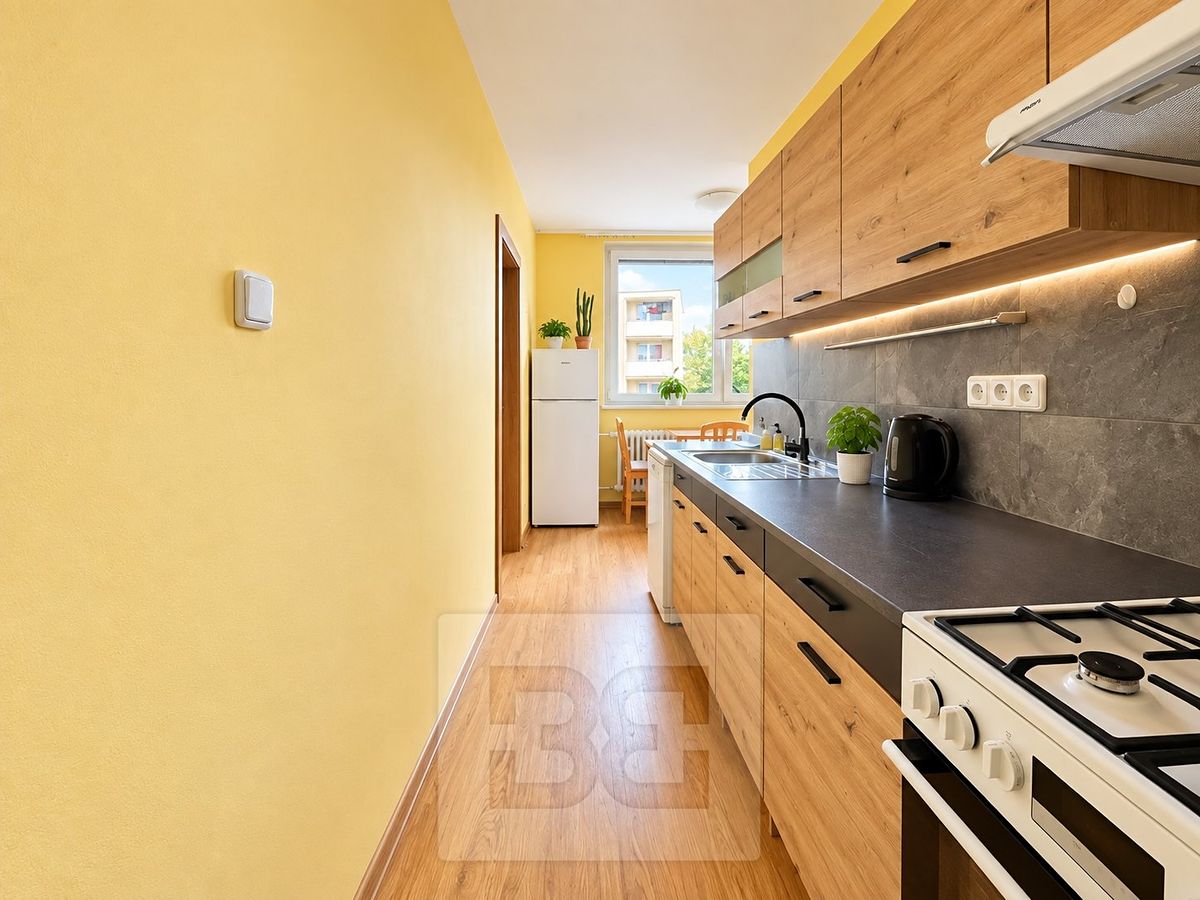 Pronájem bytu 3+1 75 m² – fotografie 2