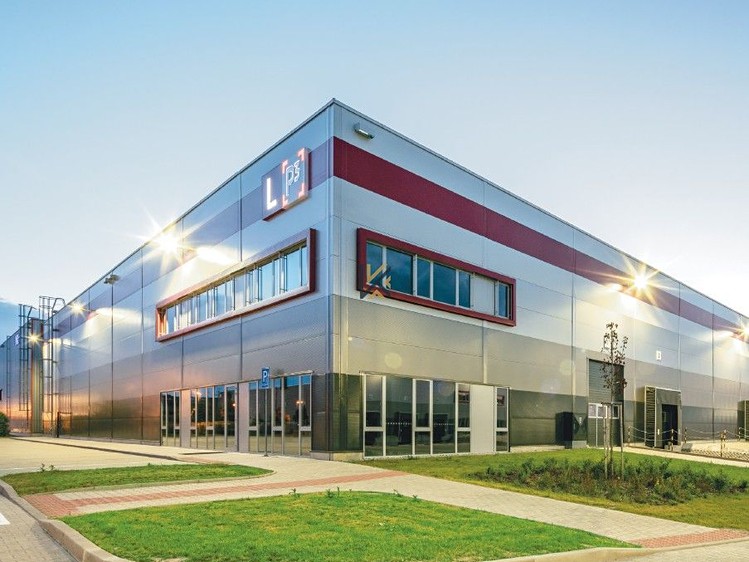 Комерційне приміщення в оренду, 550 м² (1 з 6)