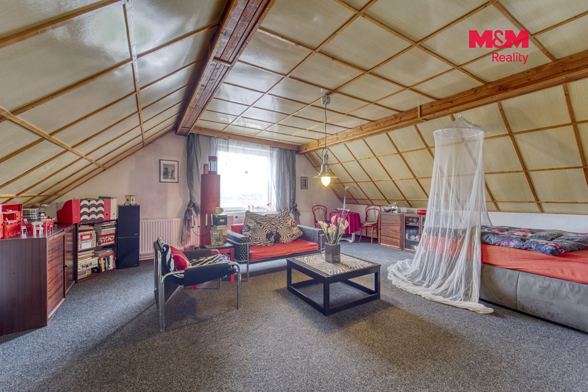 Prodej rodinného domu 150 m², pozemek 956 m² – fotografie 5