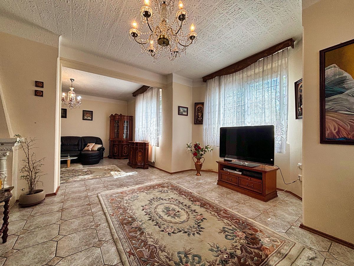 Prodej rodinného domu 184 m², pozemek 505 m² – fotografie 5