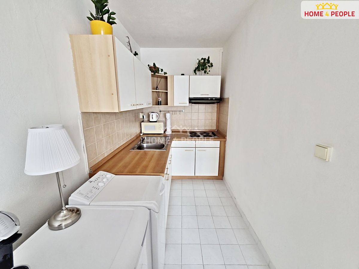 Pronájem bytu 1+kk 31 m² – fotografie 3