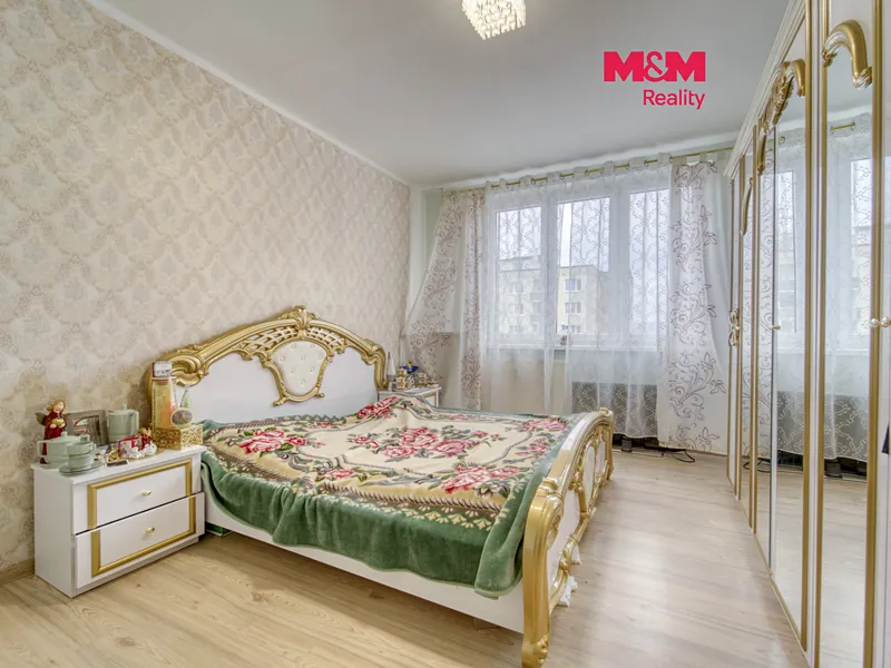 Prodej bytu 4+1, 102 m², Karlovy Vary, ul. Krušnohorská