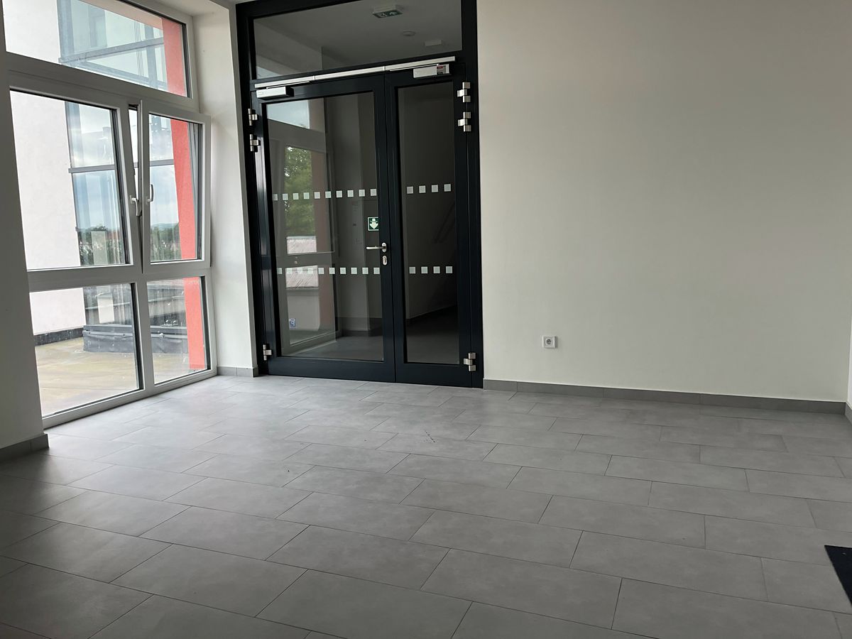 Pronájem bytu 2+kk 70 m² – fotografie 3