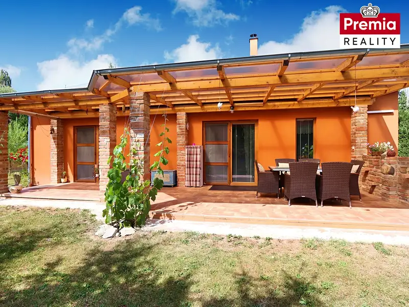 Prodej rodinného domu 140 m², pozemek 843 m², Šatov – náhled fotky 1