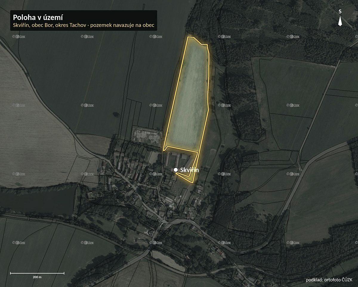 Prodej pole 49004 m²