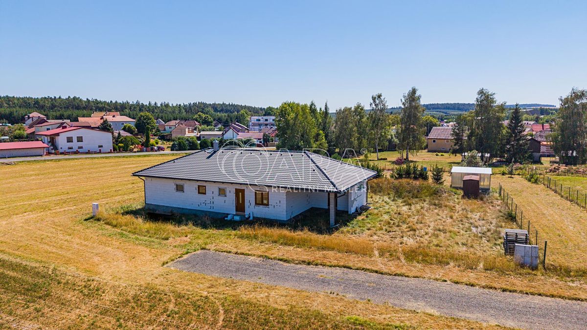 Prodej rodinného domu 156 m², pozemek 1001 m² – fotografie 4