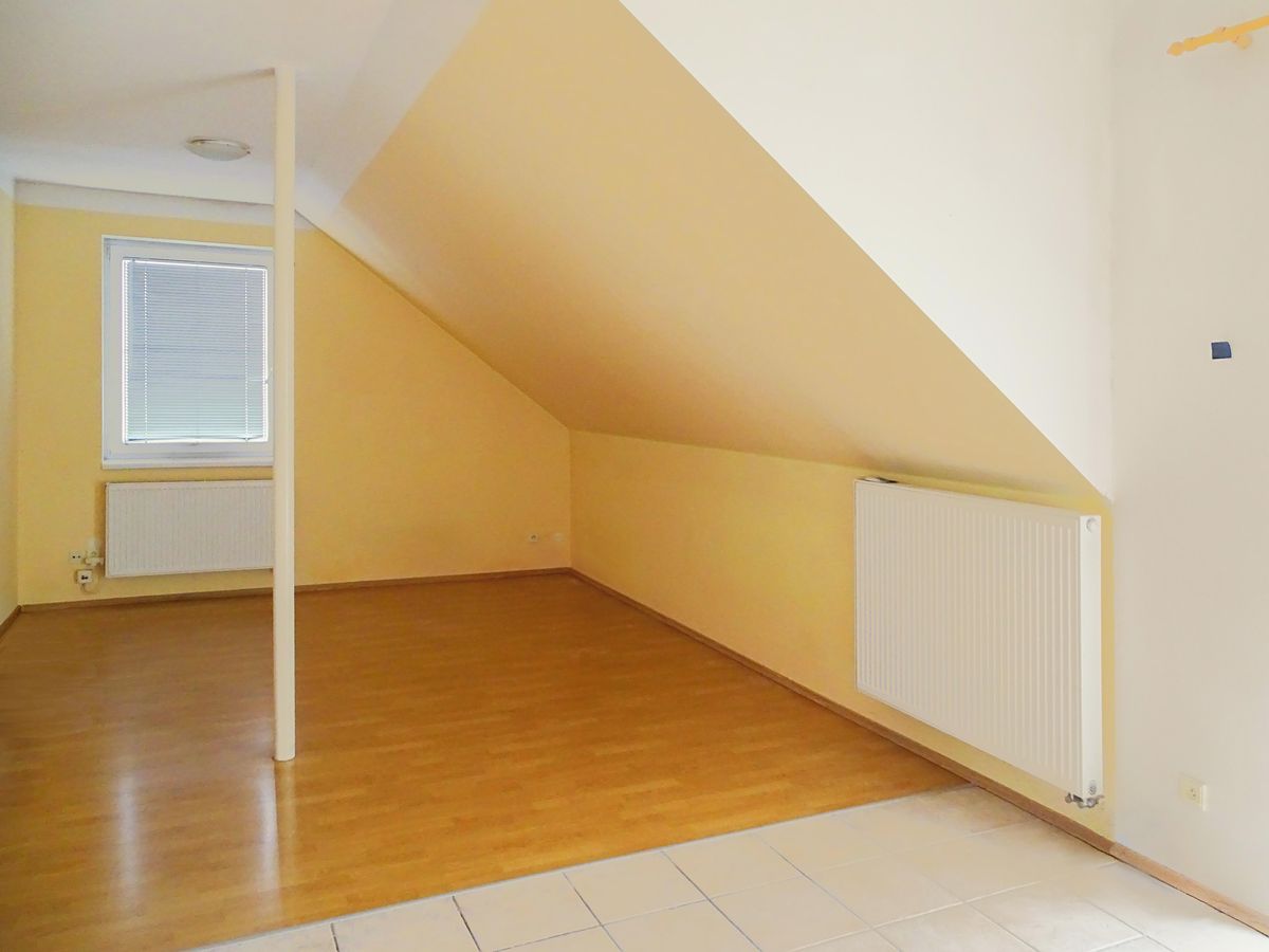 Pronájem bytu 3+kk 75 m²