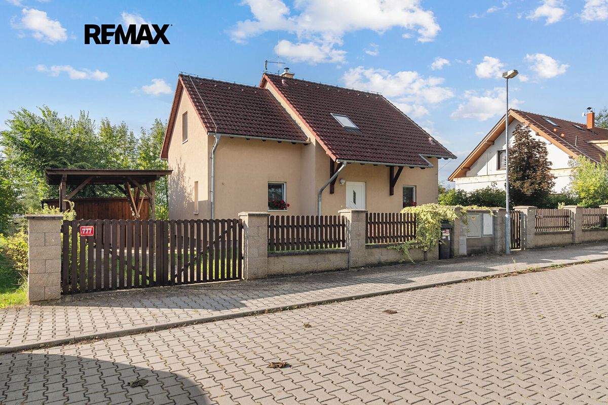 Prodej rodinného domu 112 m², pozemek 763 m² – fotografie 4