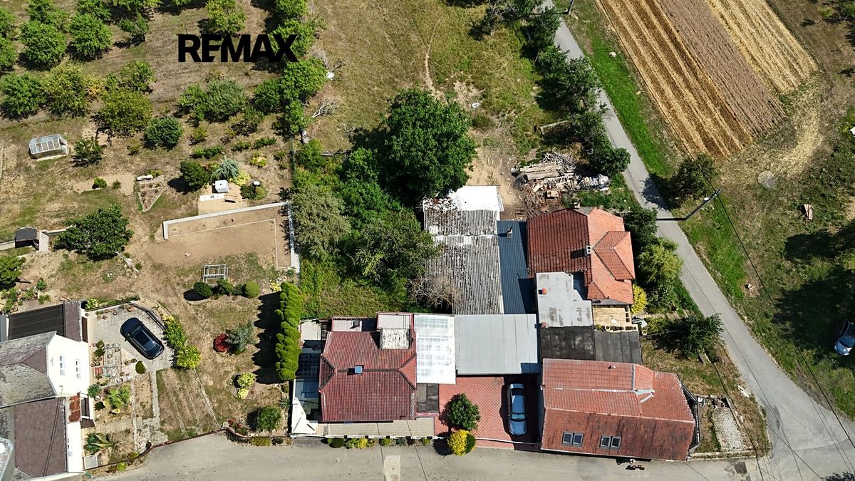Prodej rodinného domu 100 m², pozemek 296 m² – fotografie 3