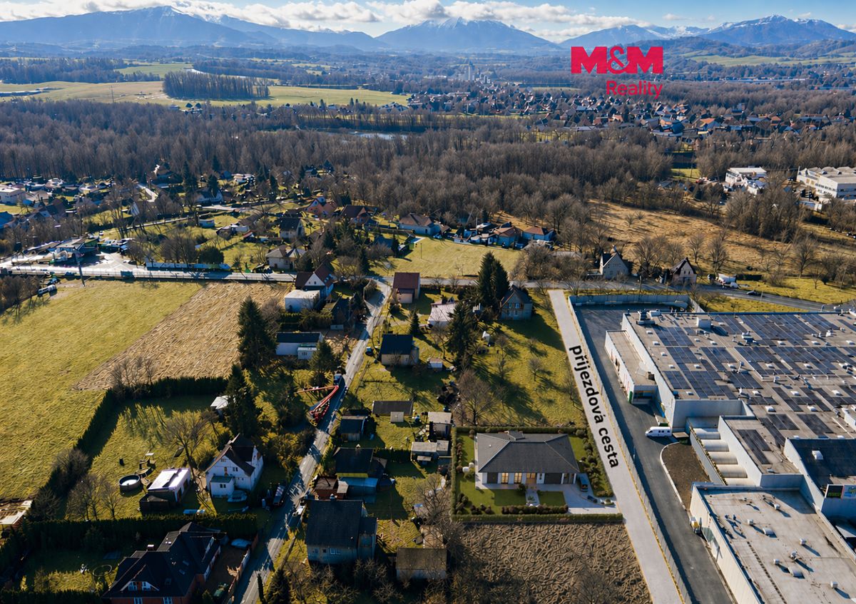 Prodej stavebního pozemku 1025 m²
