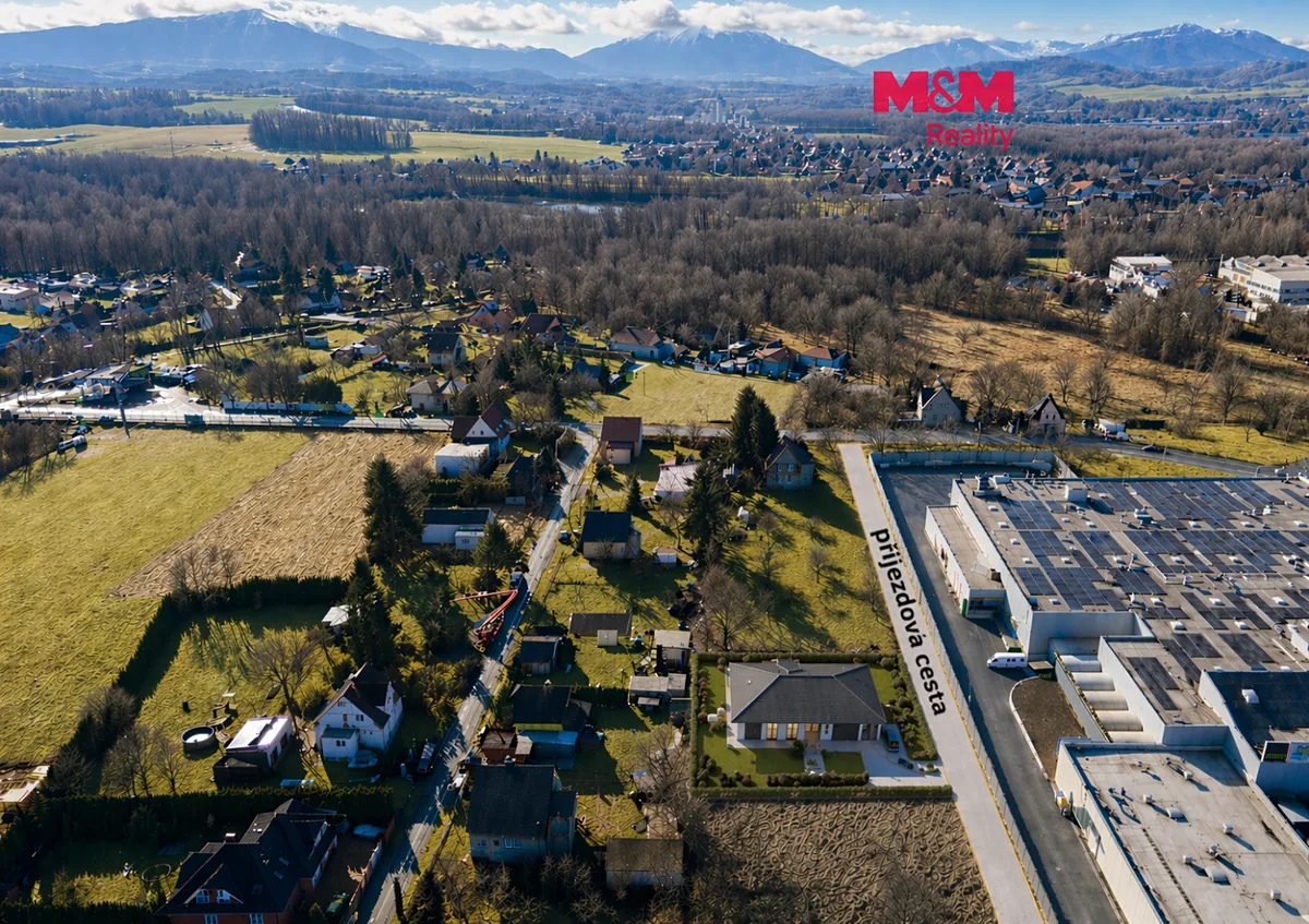 Prodej stavebního pozemku 1025 m²