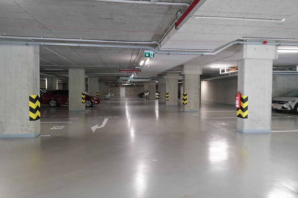 Pronájem garáže 15 m² – fotografie 3