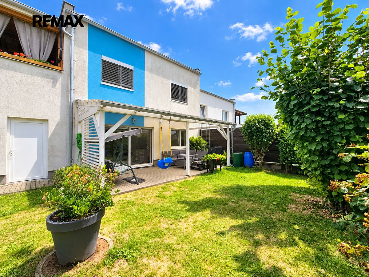 Pronájem bytu 3+kk 74 m²