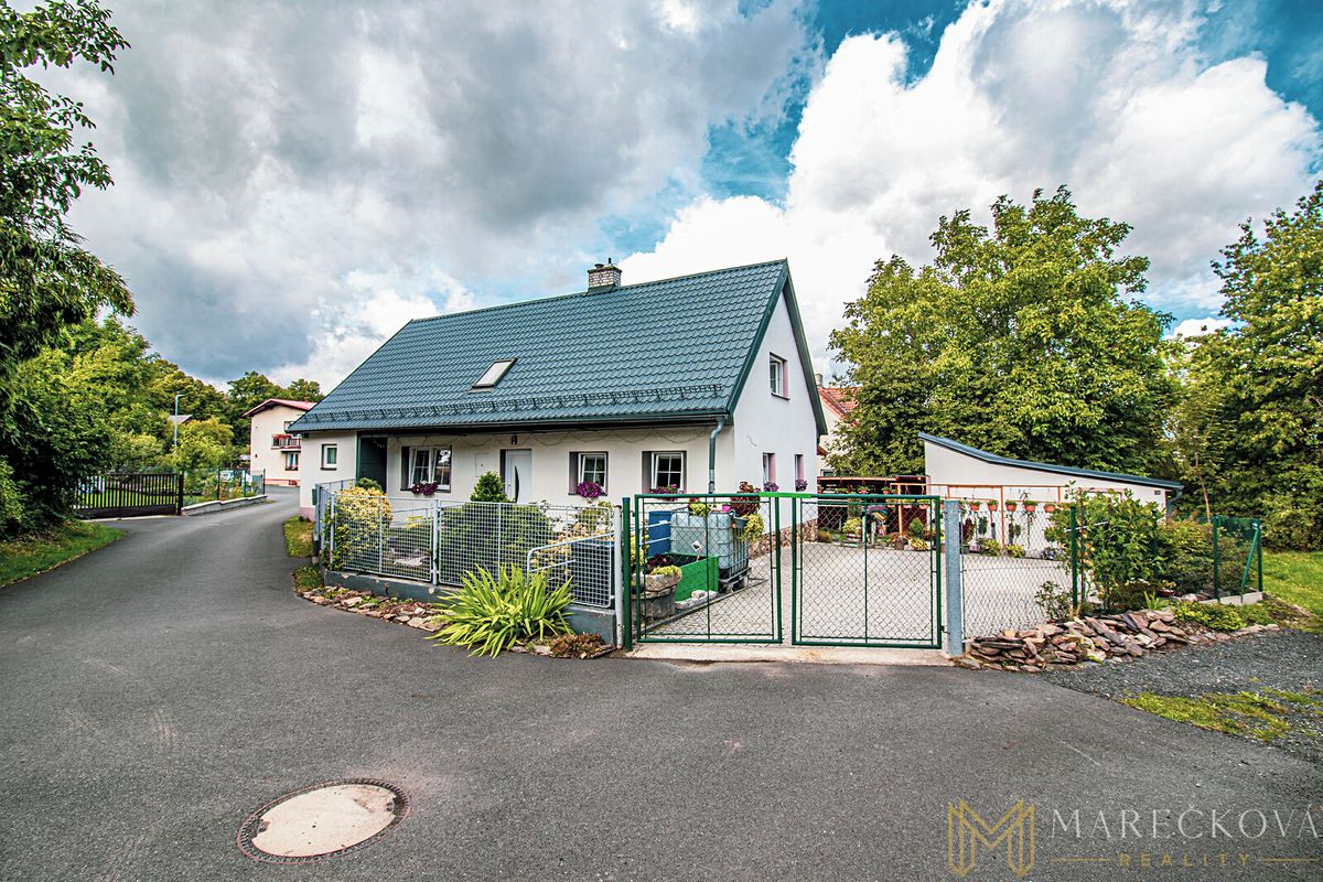 Prodej rodinného domu 149 m², pozemek 460 m²