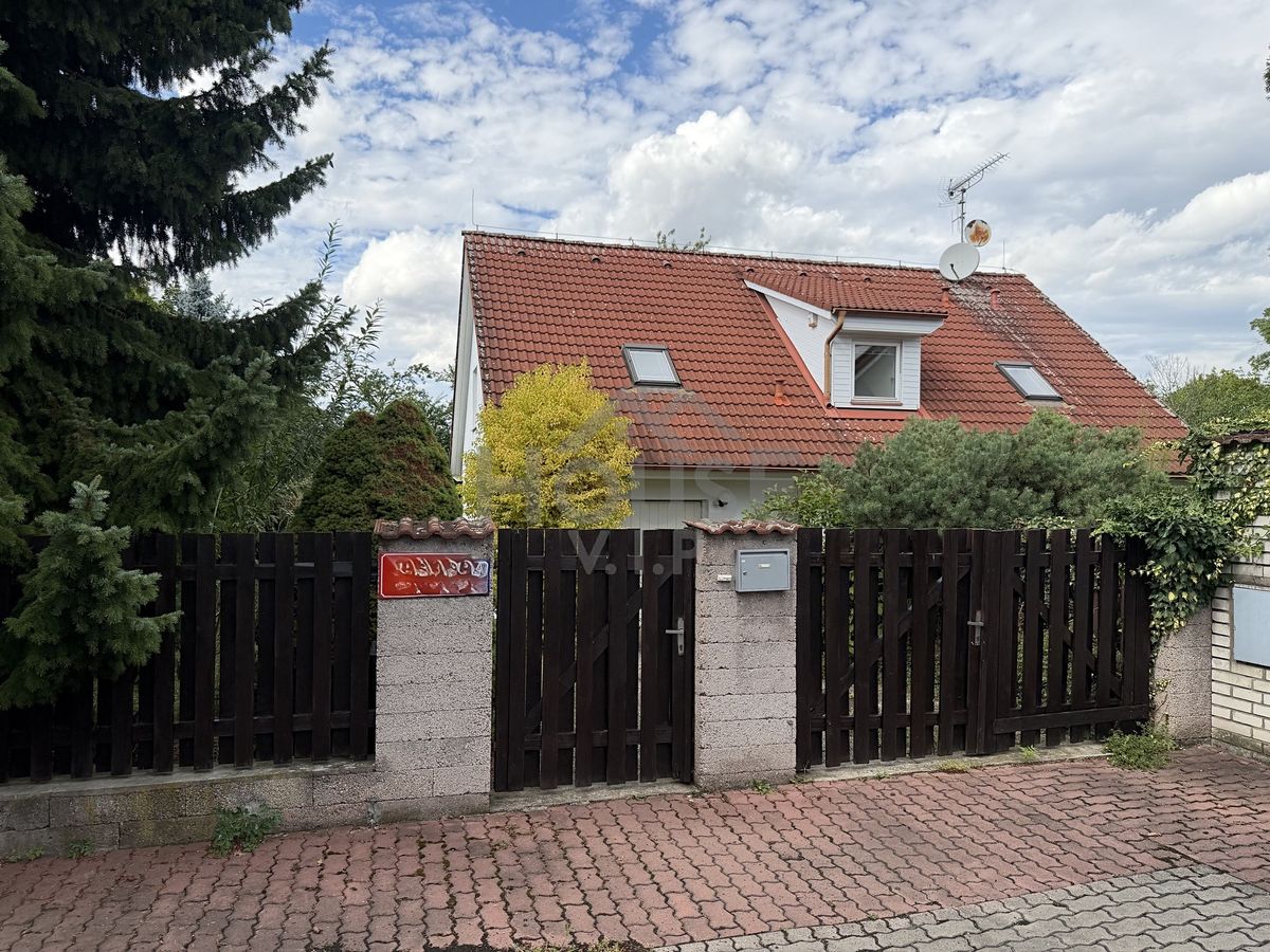 Prodej rodinného domu 113 m², pozemek 691 m²